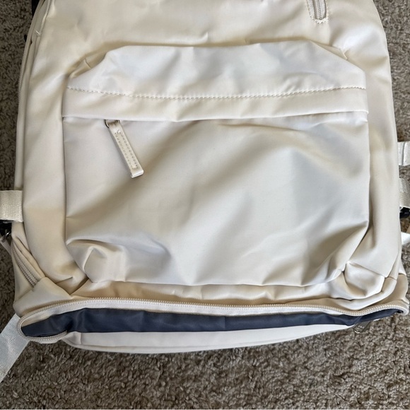Elegant Cream Men's Backpack - Picture 6 of 8